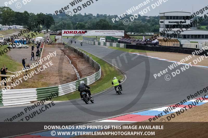 Vintage motorcycle club;eventdigitalimages;mallory park;mallory park trackday photographs;no limits trackdays;peter wileman photography;trackday digital images;trackday photos;vmcc festival 1000 bikes photographs